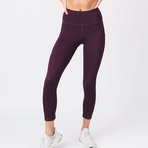 ZYIA Plum Pocket Hi Rise Light n Tight Capri - 2